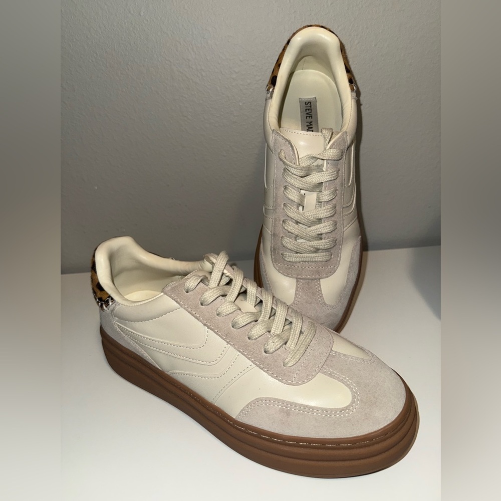 Steve Madden Cream and Brown Casual Sneakers